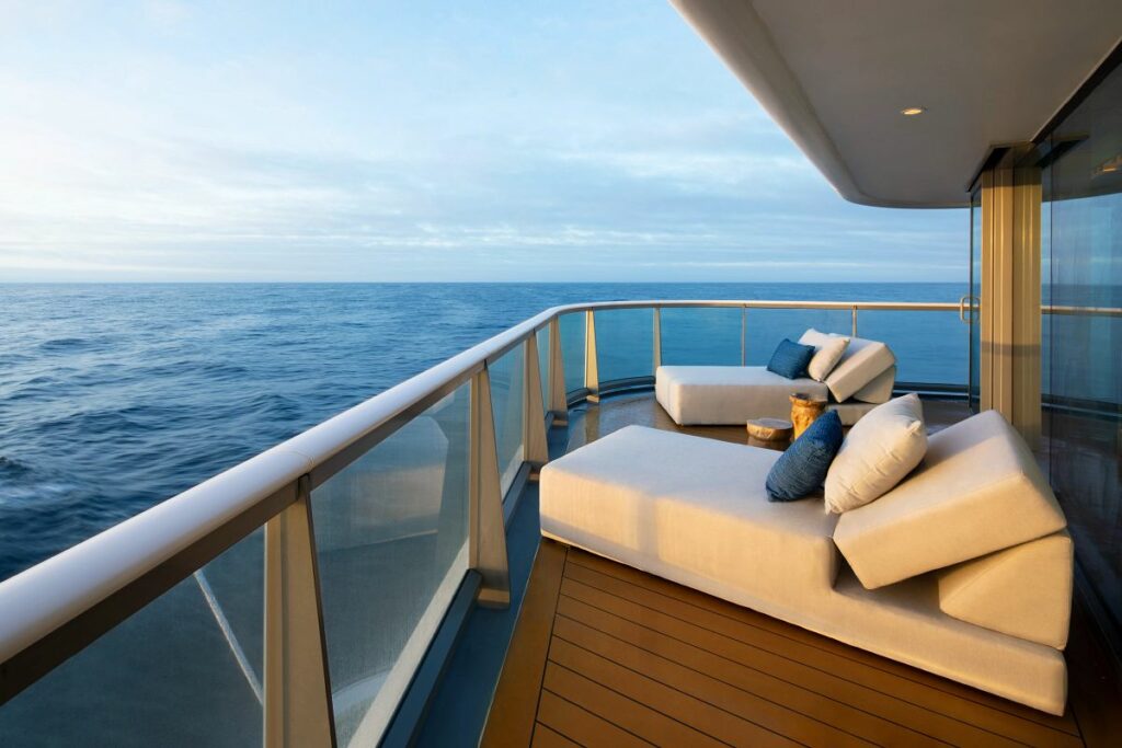 CEL FL Penthouse Suite Balcony 3